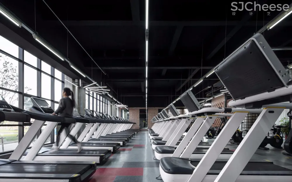 上海建桥学院：健身梦工厂设计-时刻设计网