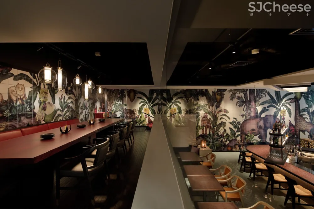东京新宿：GinengerGrass”餐厅及墙上的艺术品-时刻设计网