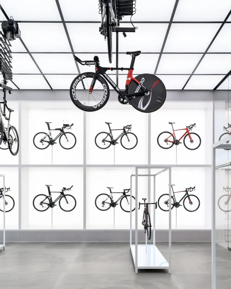 丹麦UNITED CYCLING高端自行车店面设计 商业 第15张