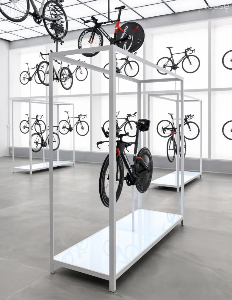 丹麦UNITED CYCLING高端自行车店面设计 商业 第12张