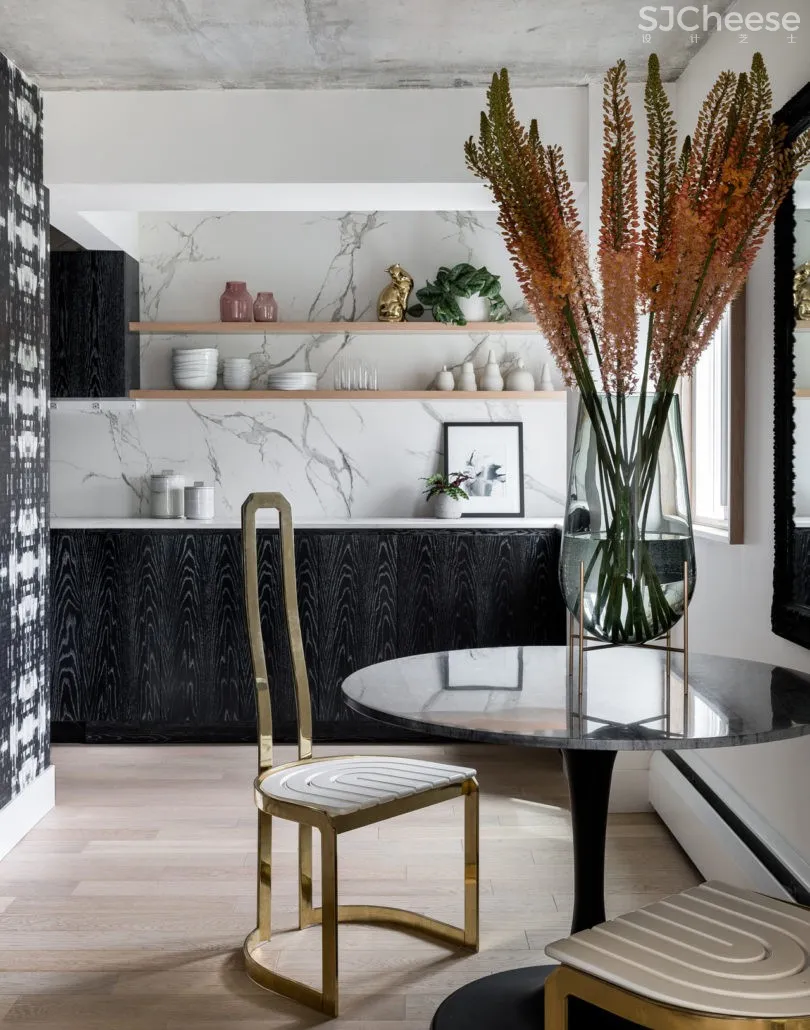 首发 | Michelle Dirkse 充满大胆图案纺织品：西雅图公寓-时刻设计网