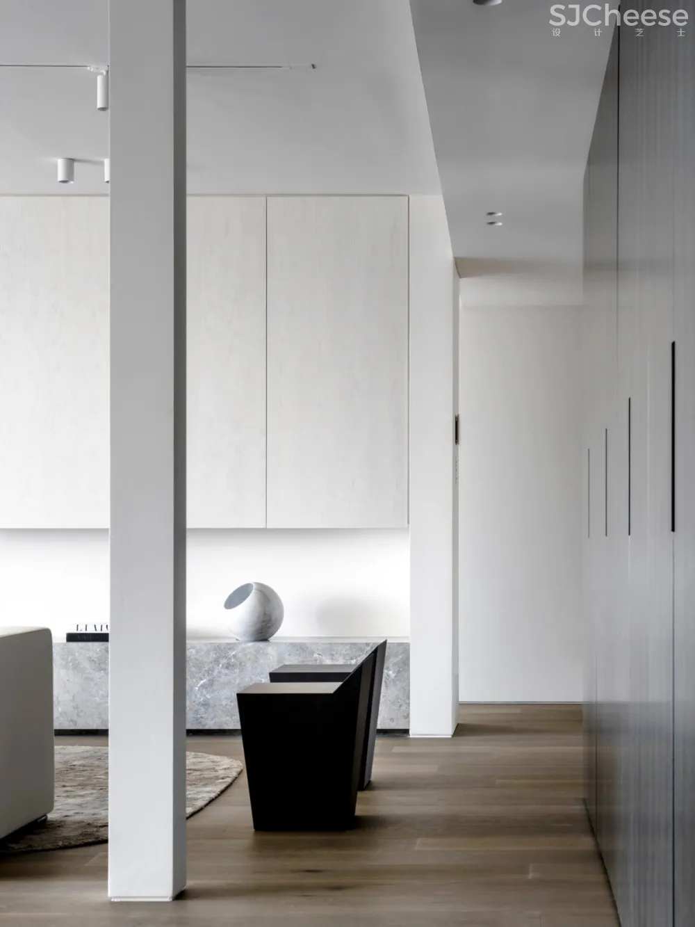 首发 | Lawless & Meyerson﻿ ：悉尼顶层极简公寓-时刻设计网